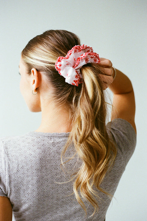 Slow Mornings Scrunchie