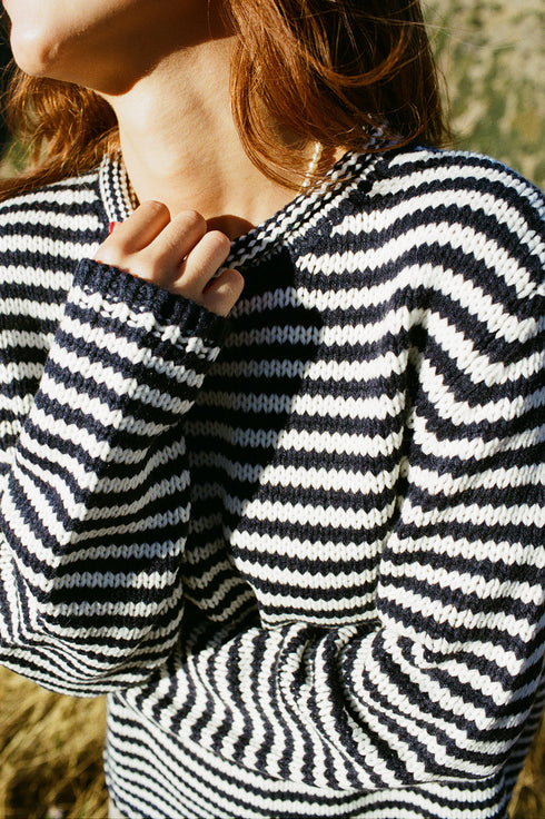 Cinny Sweater // Navy
