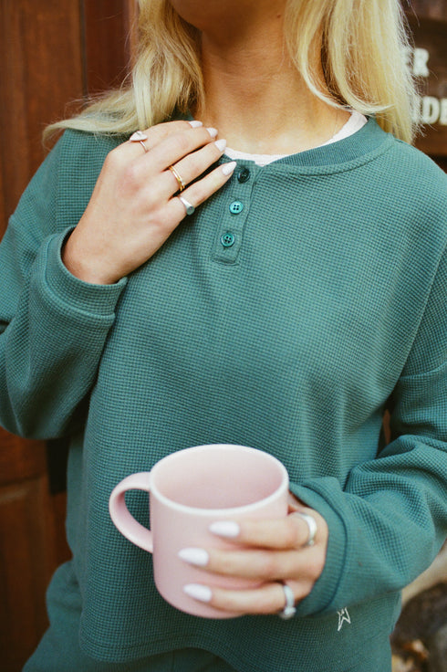 Weekend Waffle Pullover // Evergreen