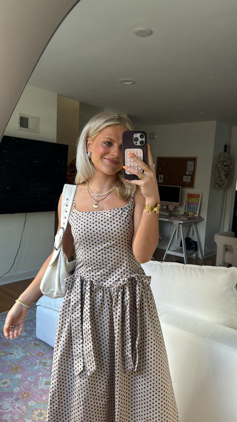 Hamptons House Midi Dress// Taupe
