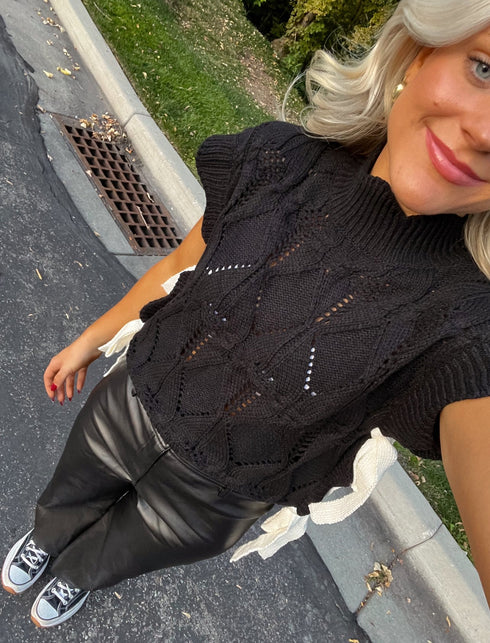 Bow Babe Sweater Top// Black *RESTOCKED*