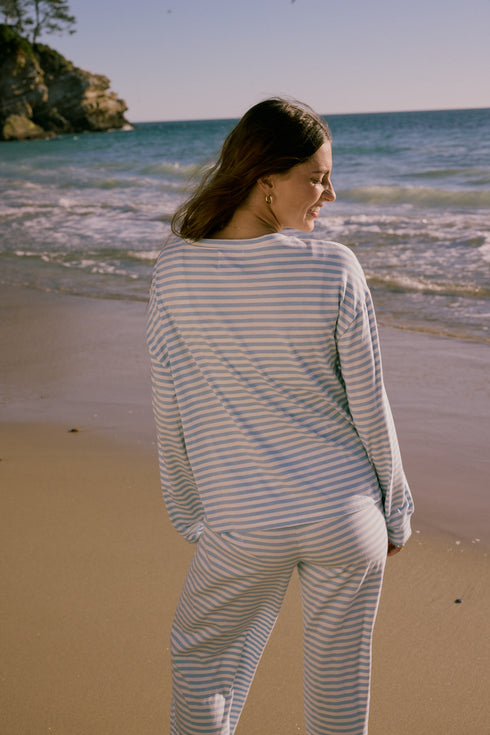 Sunny Club Pullover // Sky