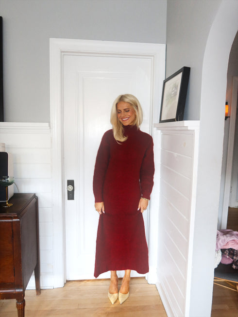 Isabel Sweater Dress // Wine