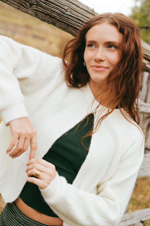 Aspen Cardigan // Snow