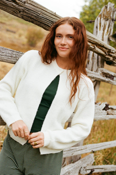 Aspen Cardigan // Snow