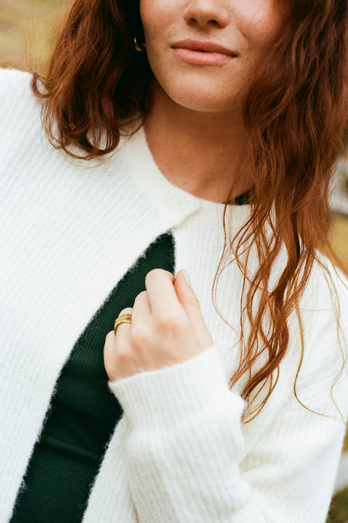 Aspen Cardigan // Snow