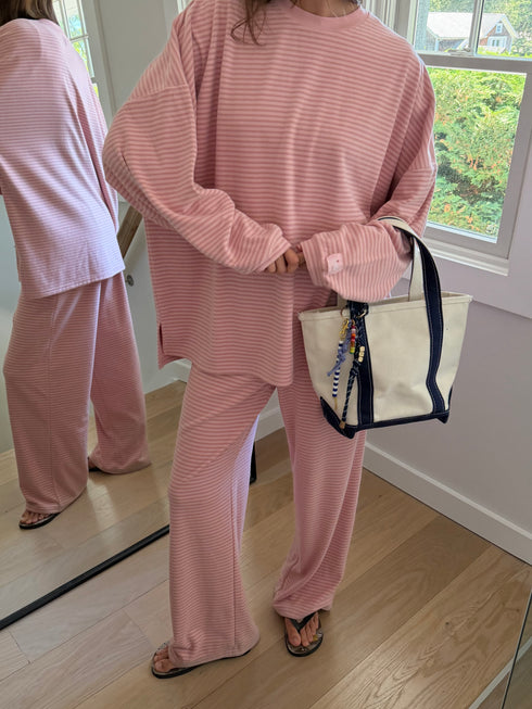 Road Trip Pullover // Mono Pink