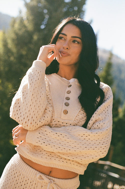 Getaway Girl Pullover