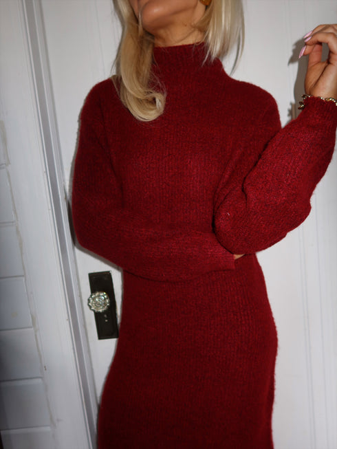 Isabel Sweater Dress // Wine