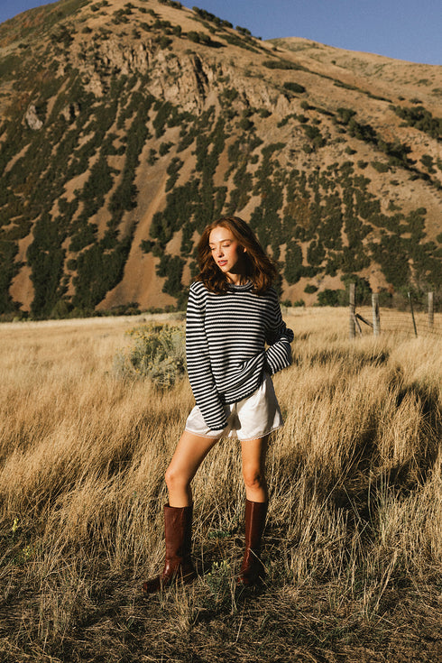 Cinny Sweater // Navy