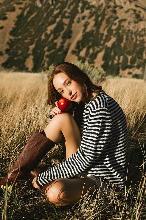 Cinny Sweater // Navy