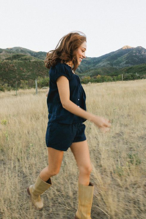 Nellie Short // Midnight