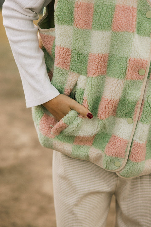 Market Mornings Vest // Sage