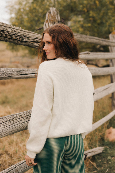 Aspen Cardigan // Snow