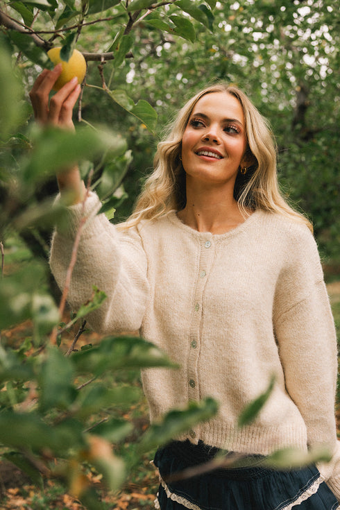 Mabel Cardigan // Pearl
