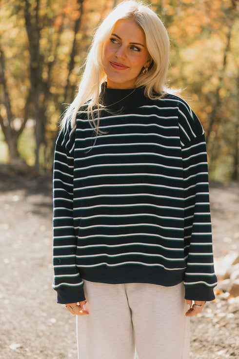 Canyon Mockneck // Navy