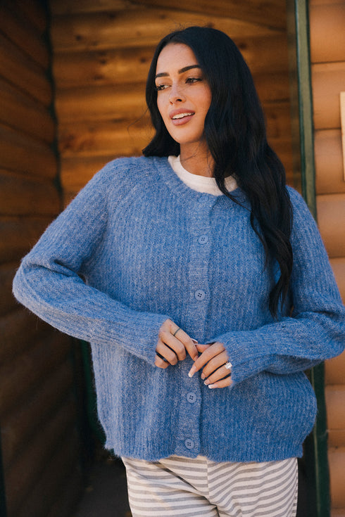 Alpine Cardigan // Blue