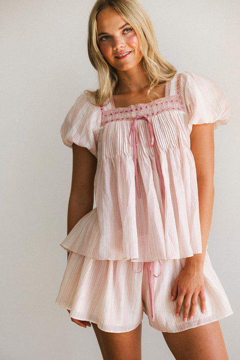 Flutter Shorts // Blush