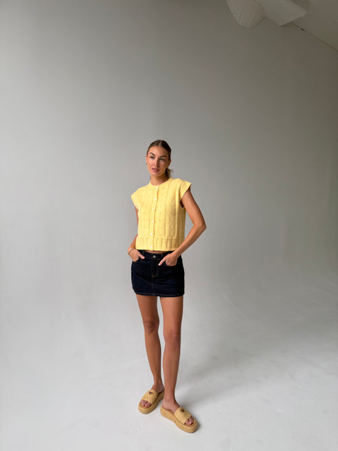 Vivi Vest // Butter