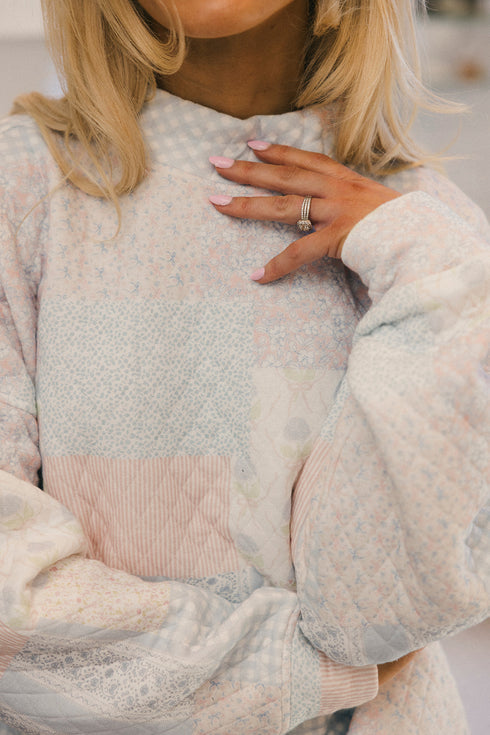 Club Coco Quilted Mockneck // Blue Floral