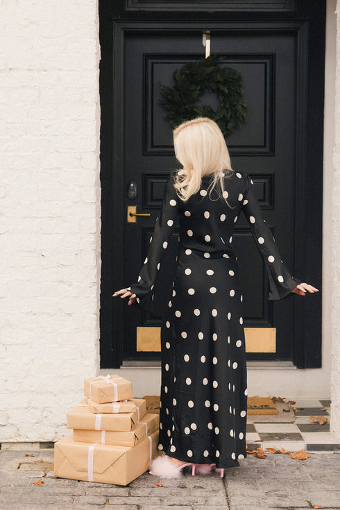 Dottie Darling Dress // Black