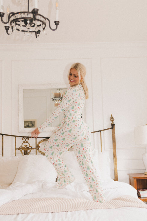 Noel Top // Holly Jolly