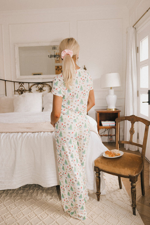 Twinkle Tee // Holly Jolly