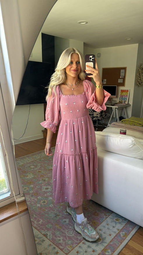 Lillies Love Midi Dress// Pink