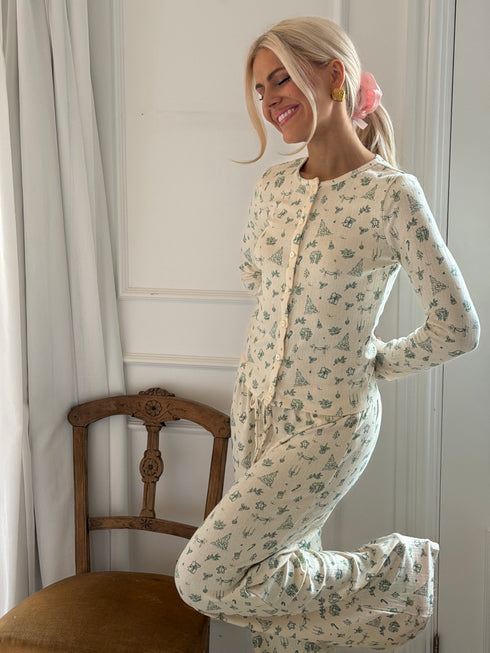 Angel Cardi // Wonderland