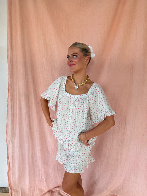 On Holiday Top // Peony