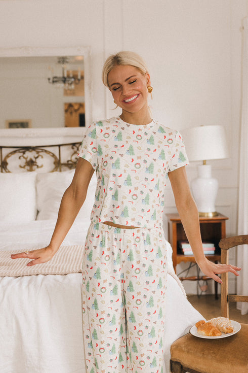 Twinkle Tee // Holly Jolly