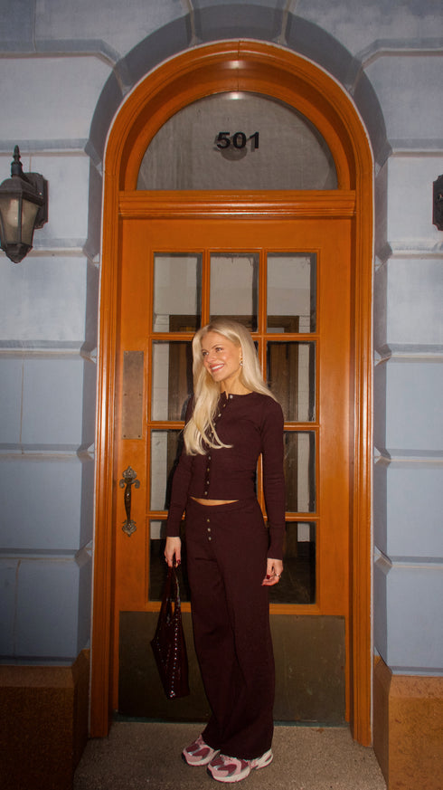 The Easy Peasy Pant // Chocolate