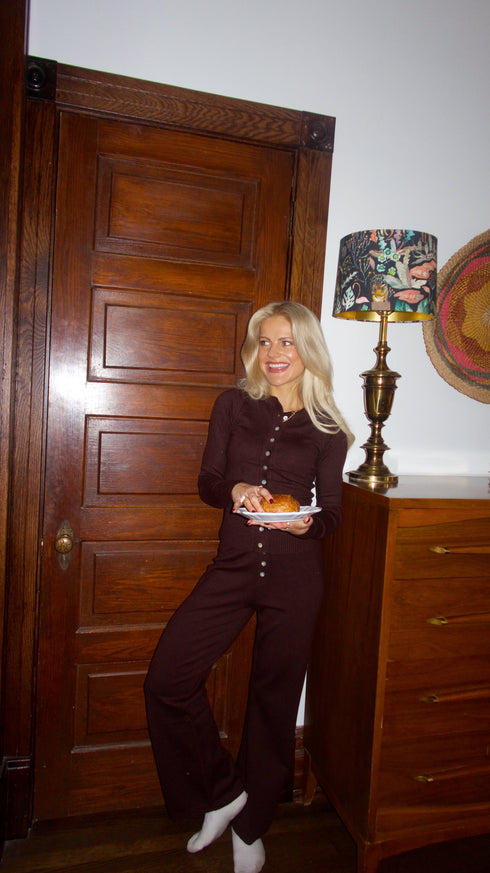 The Sophie Cardigan// Chocolate