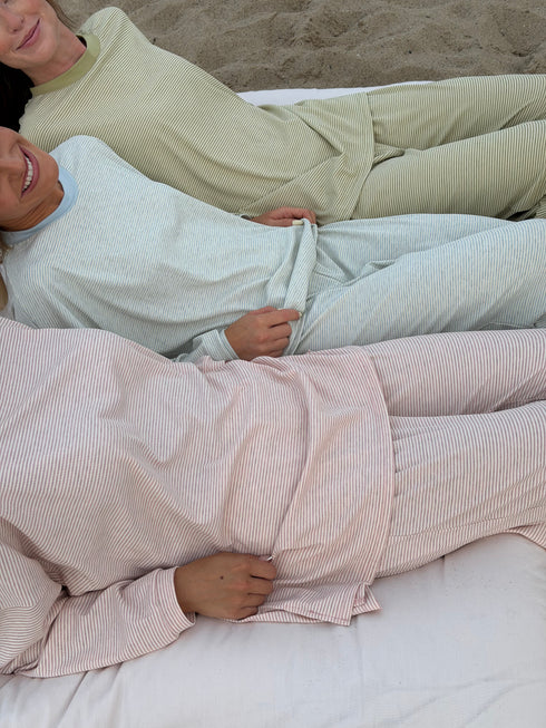 Saturdays Pullover // Blush