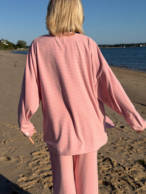 Road Trip Pullover // Mono Pink
