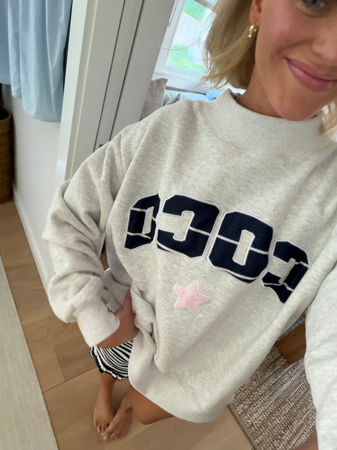 Coco Girl Mockneck // Classic