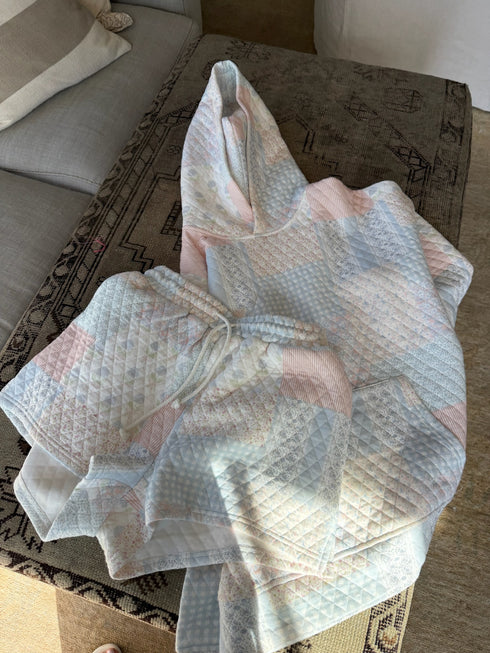 Club Quilted Short // Blue Floral