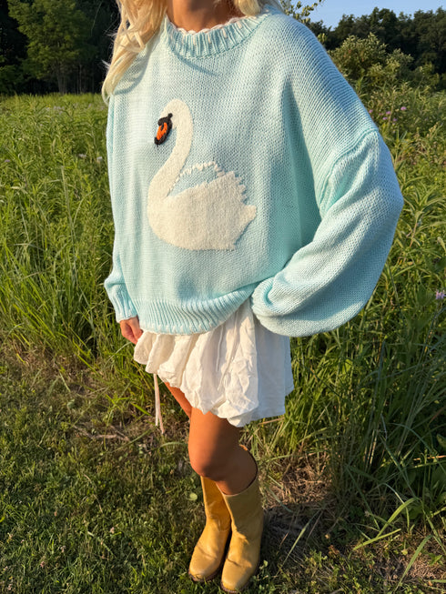 Heirloom Swan Knit // Sky