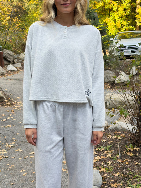 Weekend Waffle Pullover // Heather