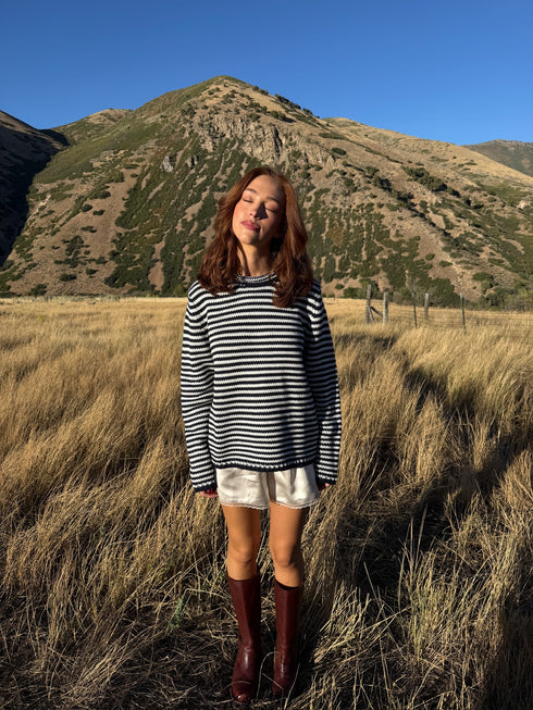 Cinny Sweater // Navy