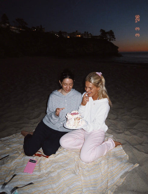 Daily Girl Hoodie // White