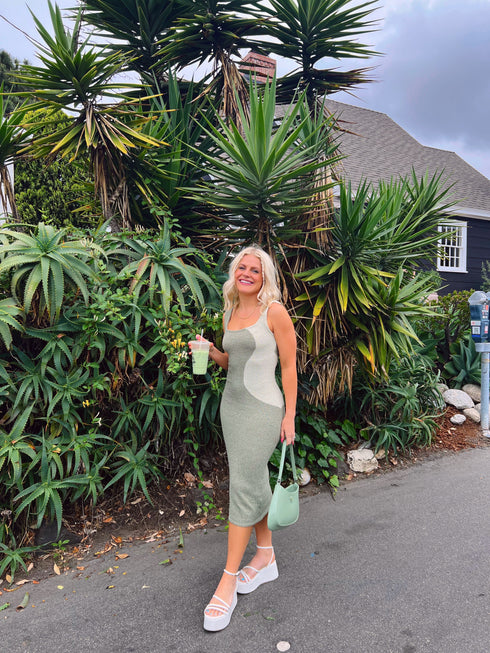 Stay Wavy Knit Dress// Olive