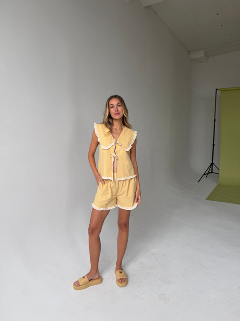 Slow Days Shorts // Honey