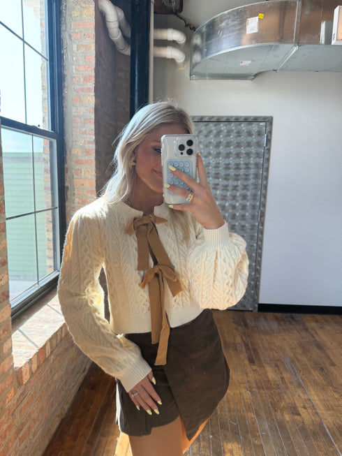 Magic Bow-ment Cardigan// Cream