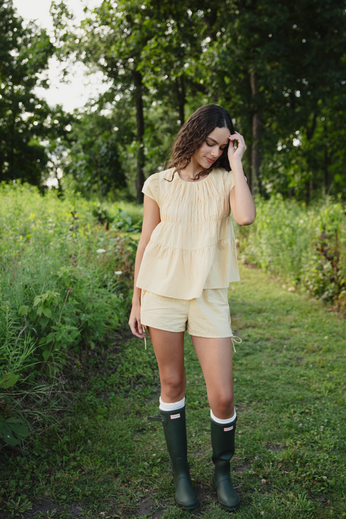 Whimsy Short // Honey