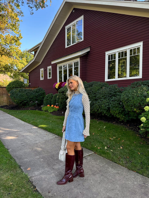 The Pippa Dress// Light Wash