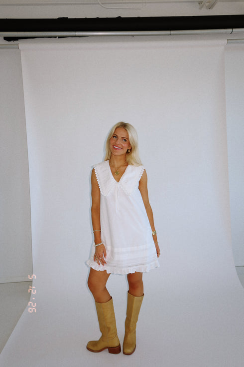 Summer Girl Dress // White