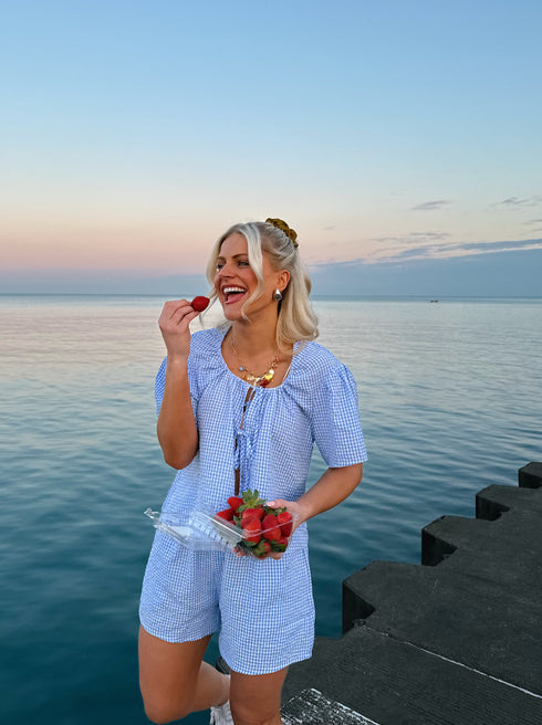 Strawberry Fields Set // Sky