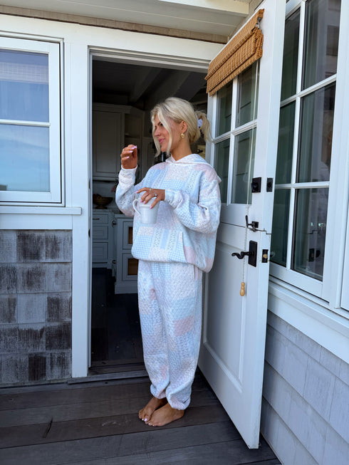 Club Quilted Pant // Blue Floral