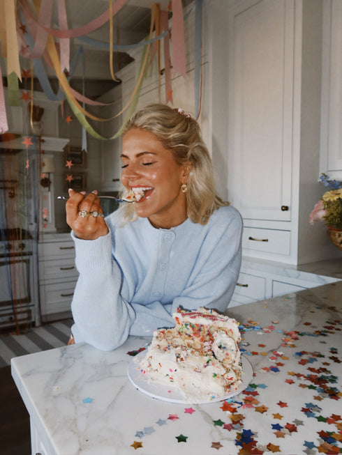 Honey Club Cardigan // Powder